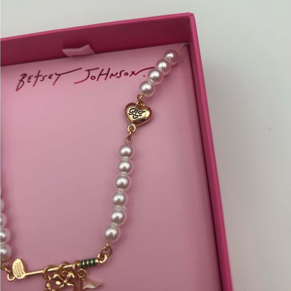 *New* Betsey Johnson Faux Pearl Charm Necklace with Gold-Toned Golf Charms - Picture 6 of 11